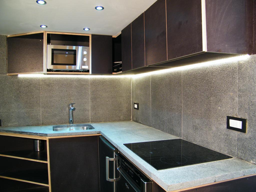 President Suites Split Bilik gambar